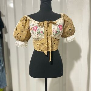 Chic Floral Embroidered Off-Shoulder Crop Top